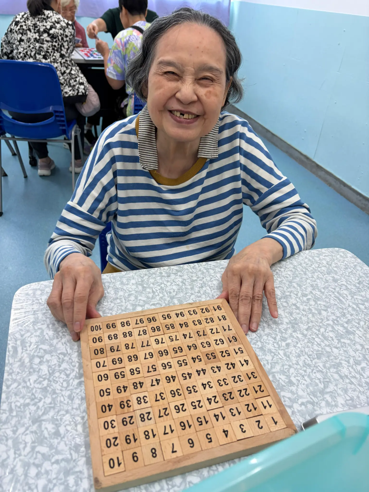 長者參與數字拼圖認知活動